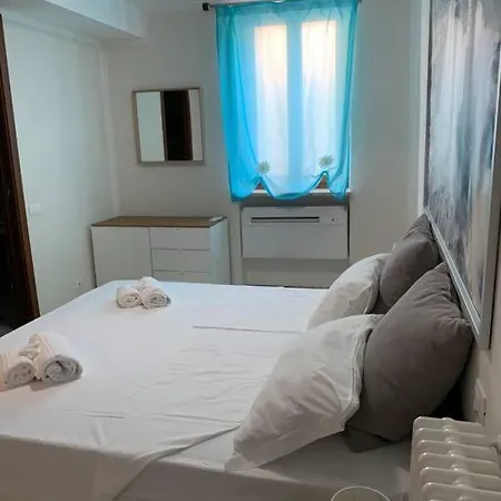 Casa Magenta 1 *