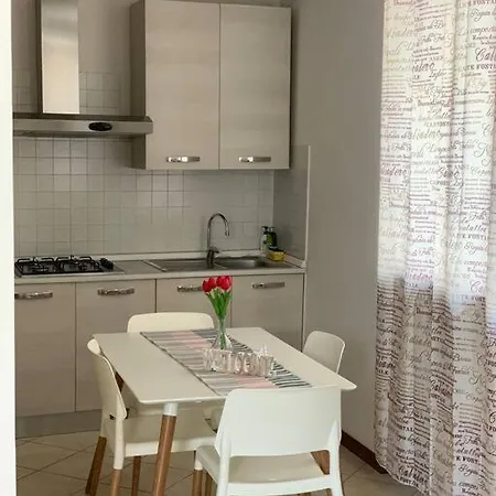Apartamento Casa Magenta 1